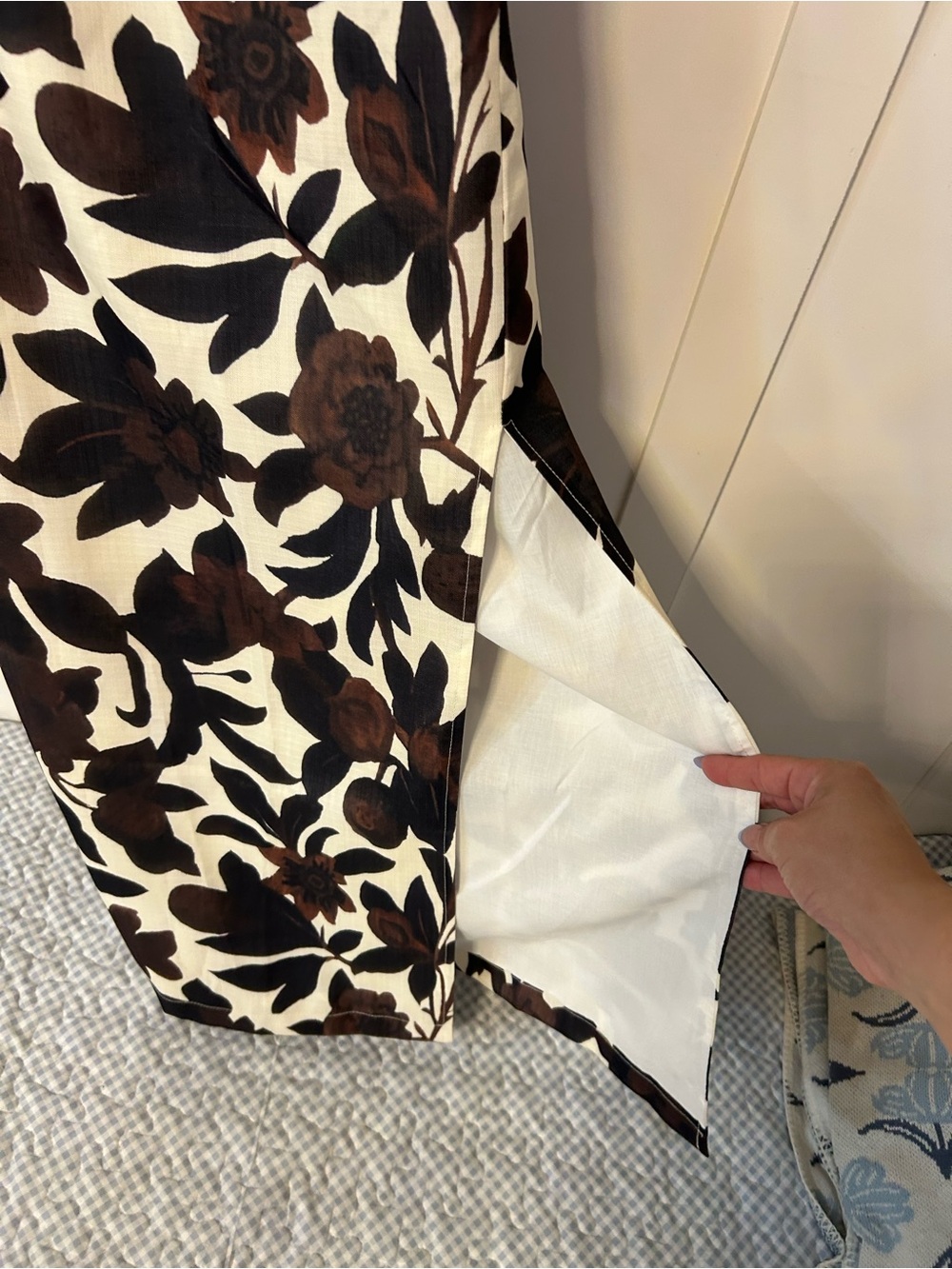 COMMENSE brown cream floral print Backless side slit maxi Dress - Picture 4 of 8